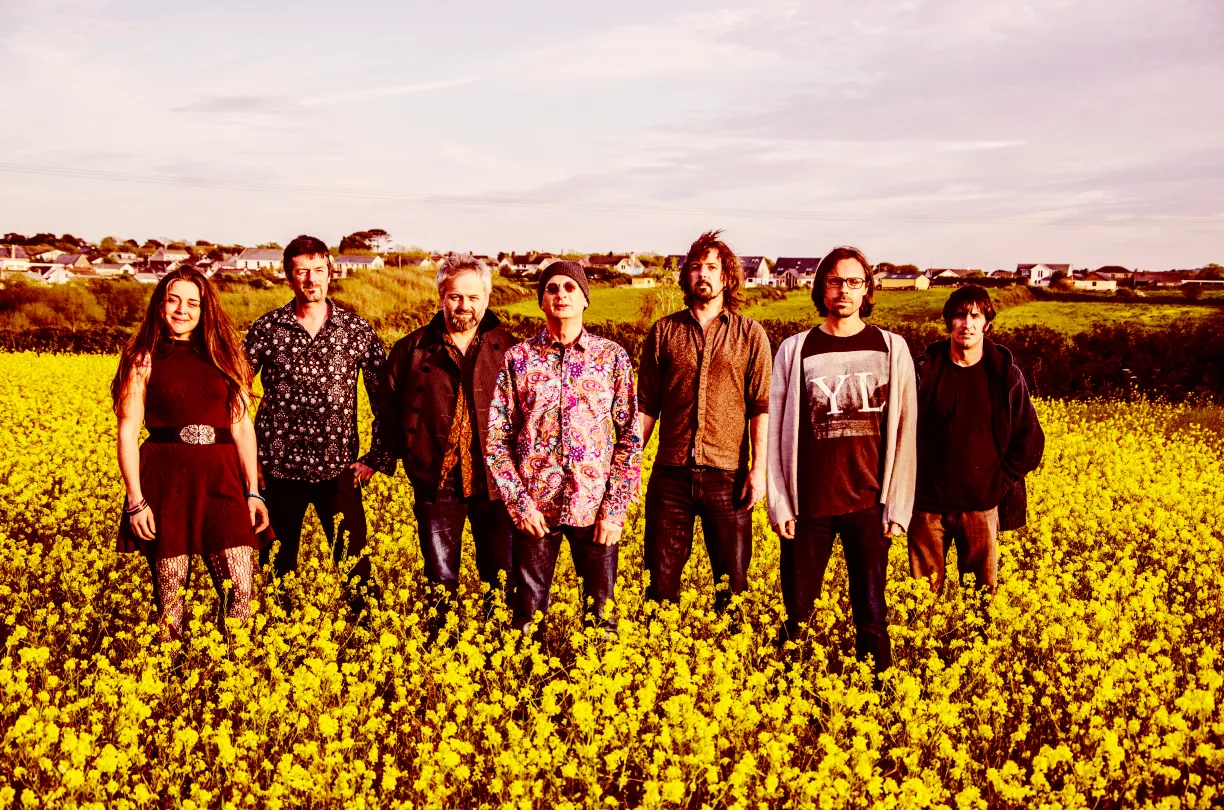 image of the members of hanterhir from 2019